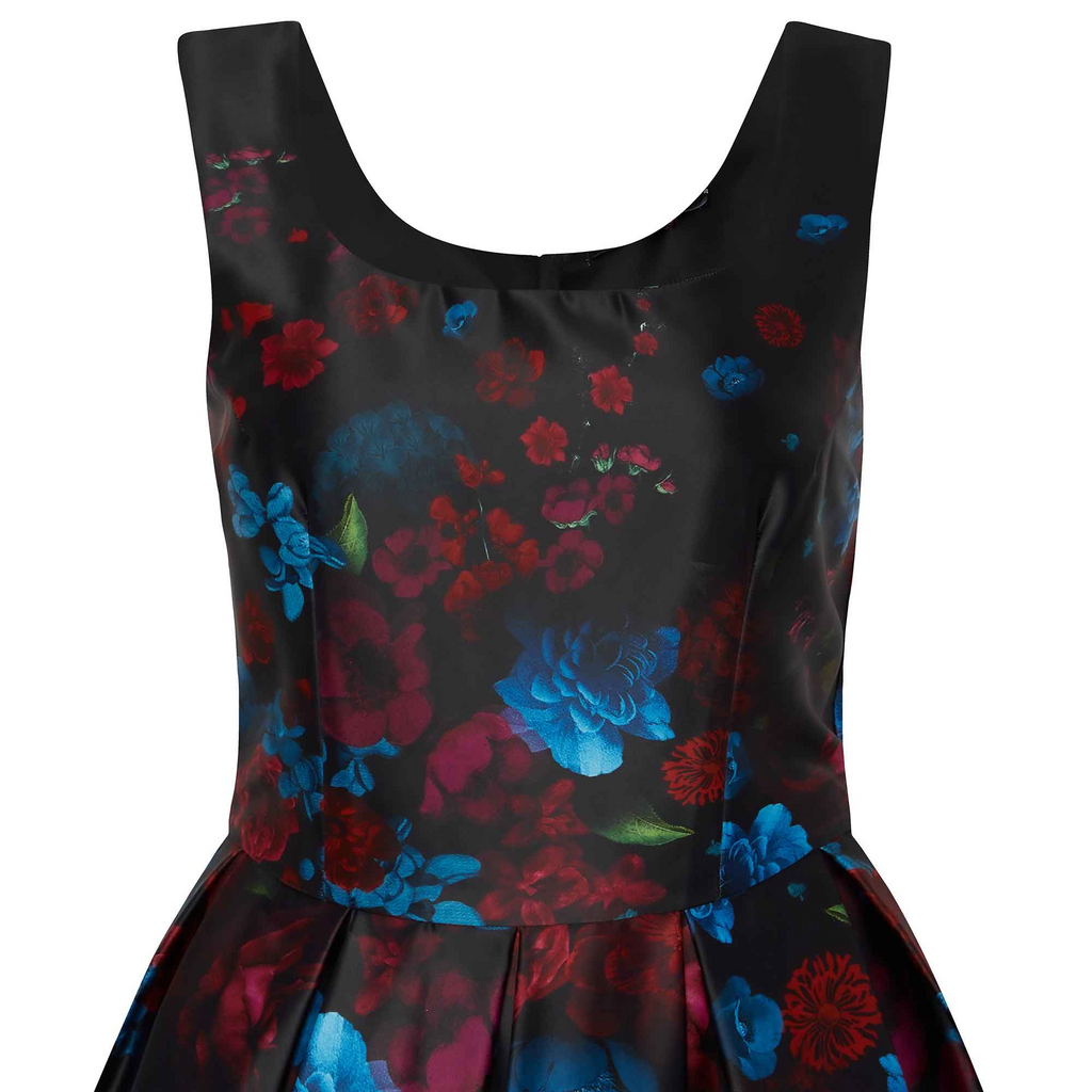Dolly Black floral