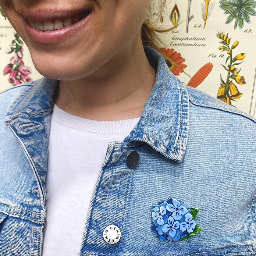 Heartfelt Hydrangea Mini Brooch