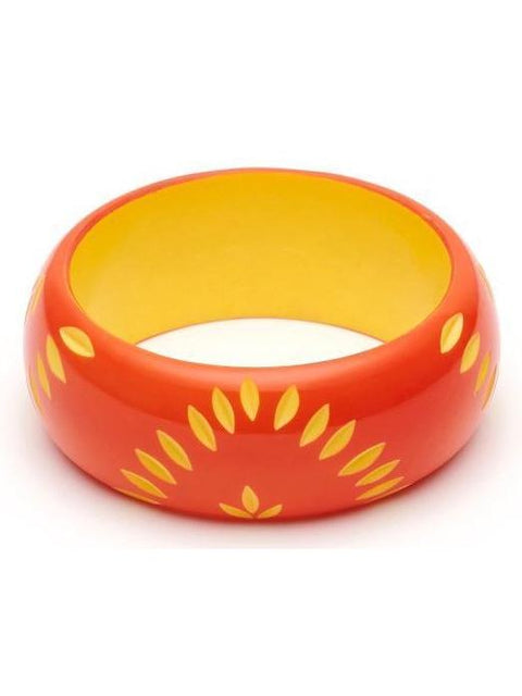 Wide Sunset Carve Duchess Bangle